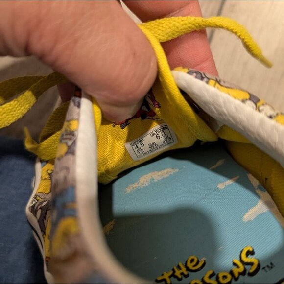 Limited Edition Simpsons Itchy  and Scratchy Vans - Picture 7 of 7